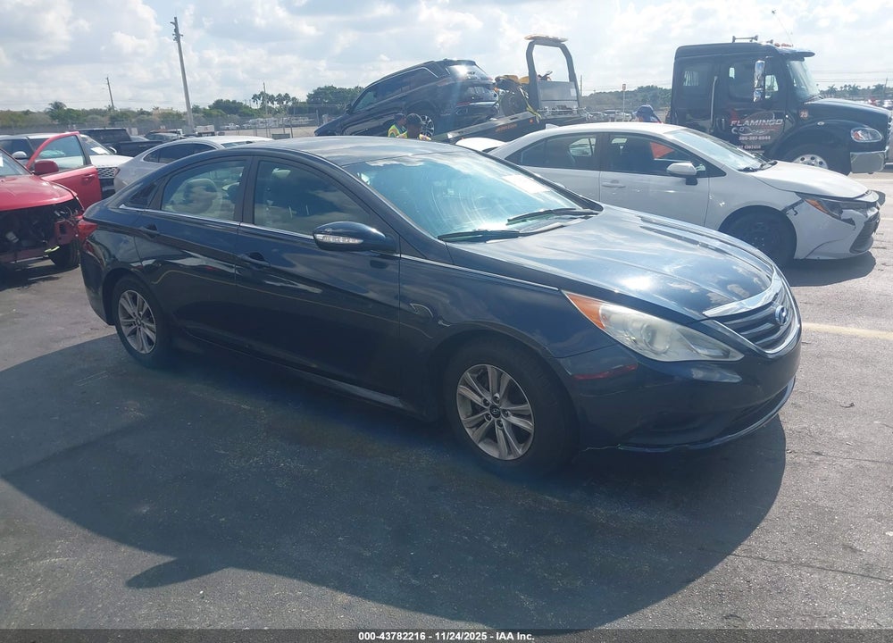 2014 HYUNDAI SONATA GLS VIN: 5NPEB4AC7EH900551