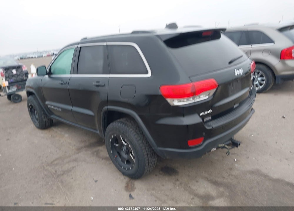 2019 JEEP GRAND CHEROKEE LAREDO E 4X4 VIN: 1C4RJFAG8KC759404