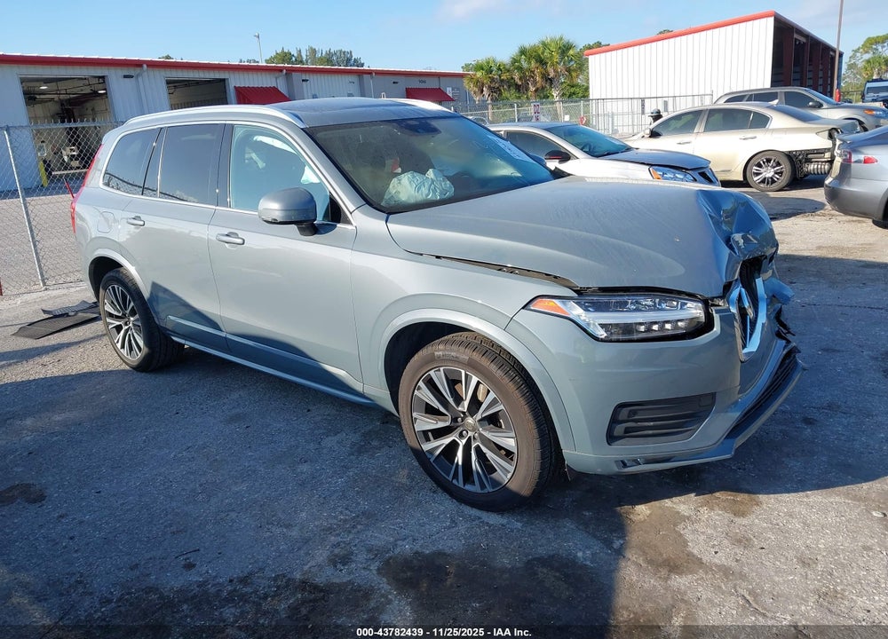 2022 VOLVO XC90 T5 MOMENTUM 7 PASSENGER VIN: YV4102CK5N1868295