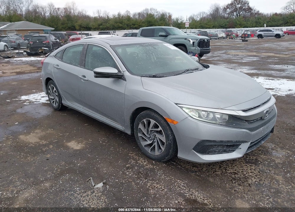 2018 HONDA CIVIC EX VIN: 19XFC2F71JE007338