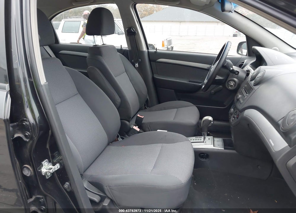 2010 CHEVROLET AVEO LT VIN: KL1TD5DE6AB125523