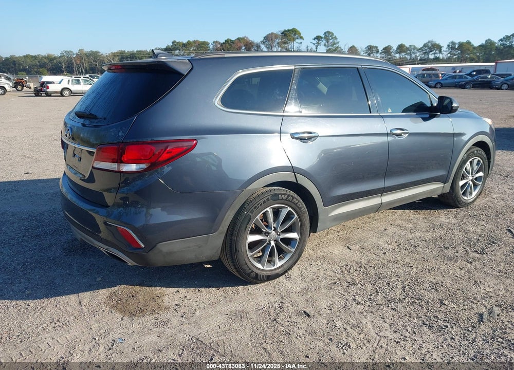 2017 HYUNDAI SANTA FE SE VIN: KM8SM4HF9HU170600