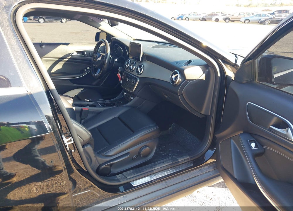 2016 MERCEDES-BENZ GLA 250 VIN: WDCTG4EB2GJ216912