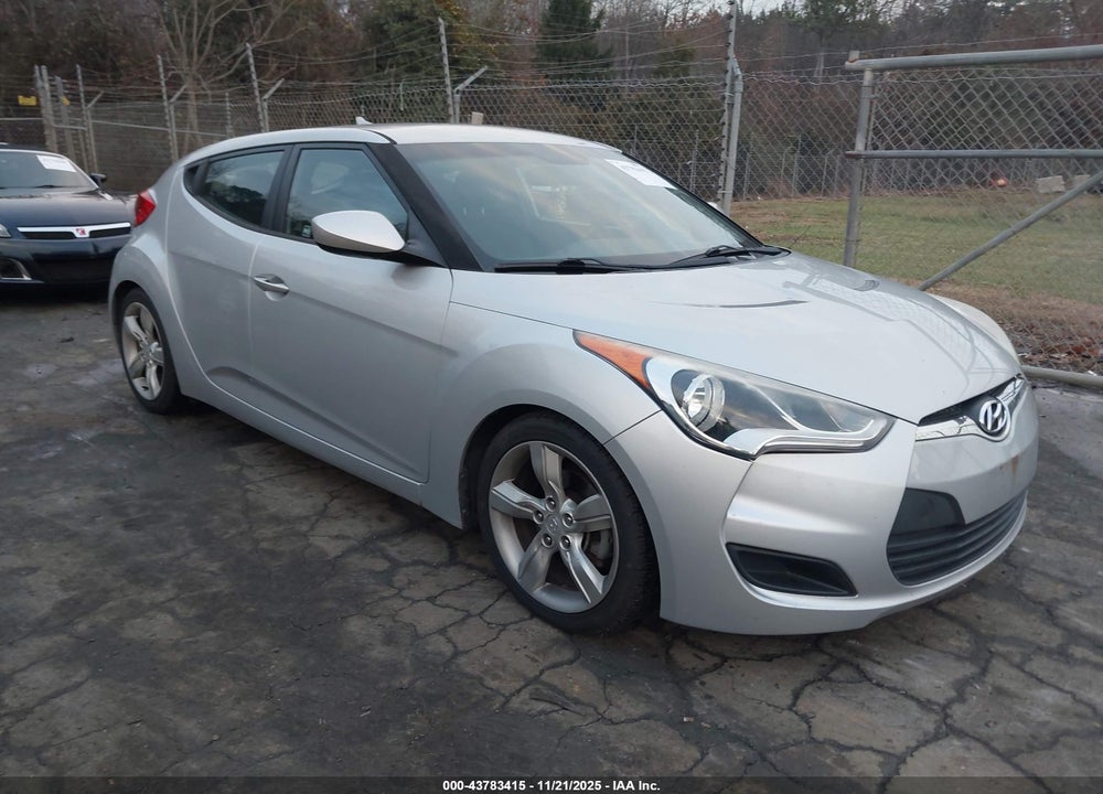 2015 HYUNDAI VELOSTER VIN: KMHTC6AD4FU224247