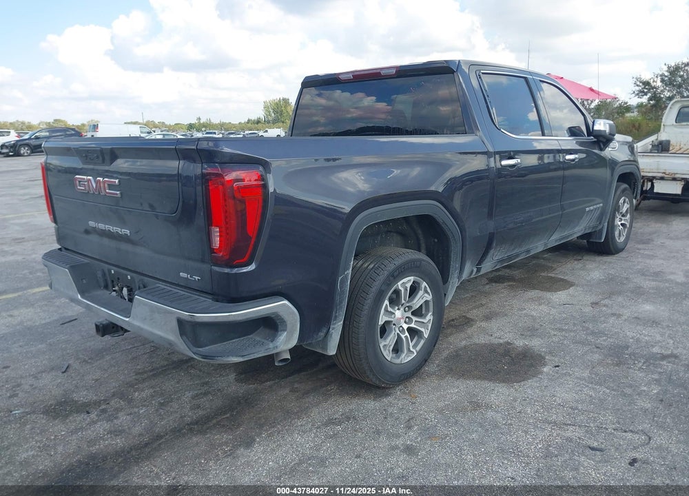 2025 GMC SIERRA 1500 2WD SHORT BOX SLT VIN: 3GTPHDED7SG255513
