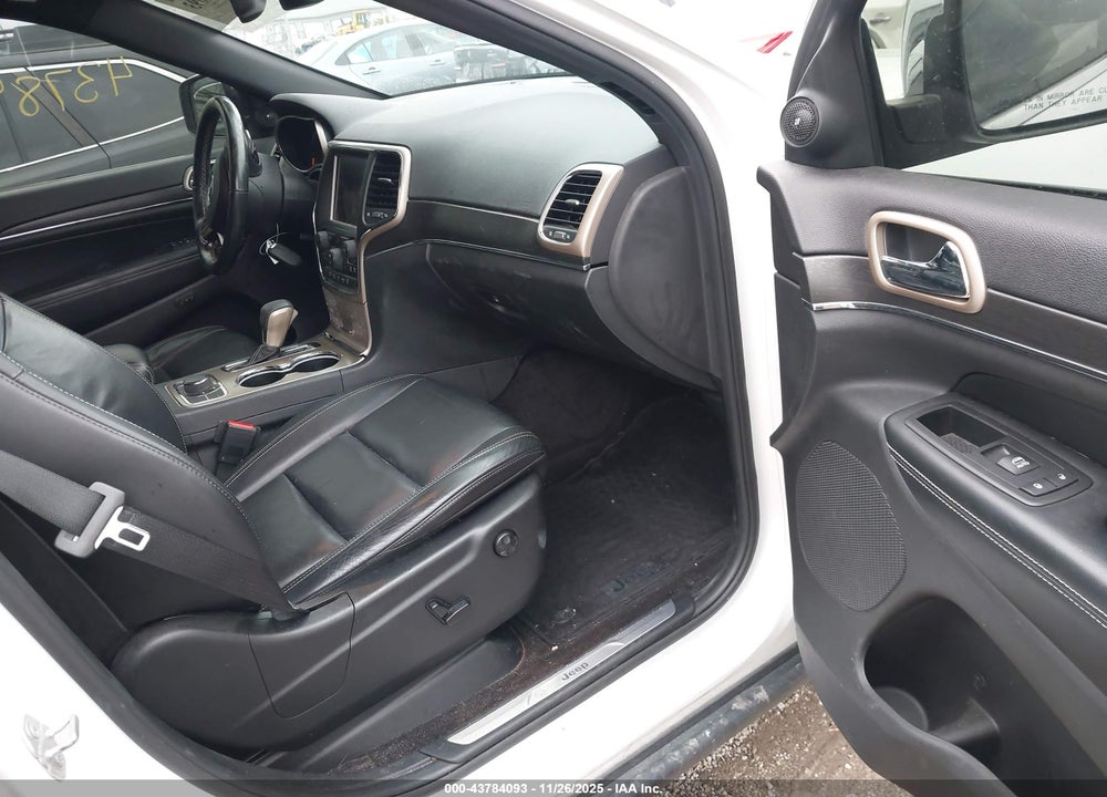 2016 JEEP GRAND CHEROKEE LIMITED VIN: 1C4RJFBG4GC303552