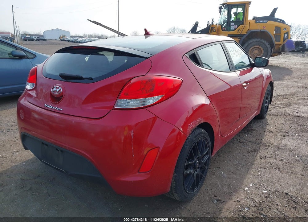 2015 HYUNDAI VELOSTER VIN: KMHTC6ADXFU236385