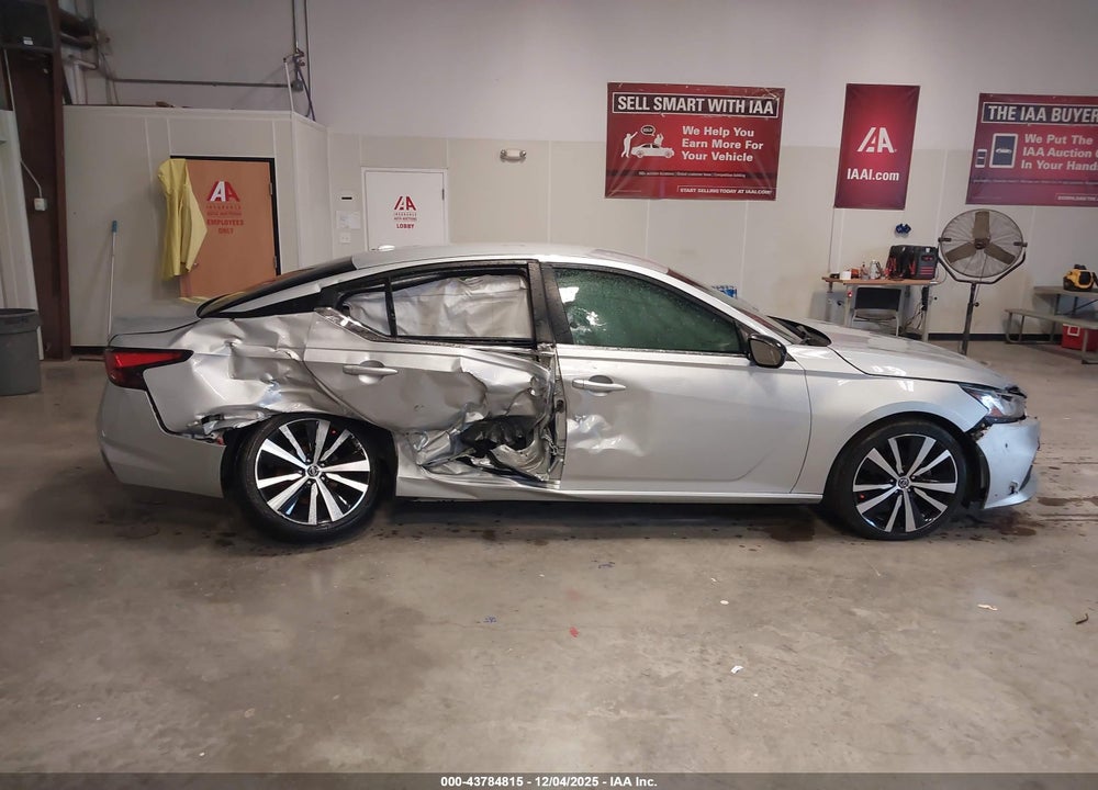 2022 NISSAN ALTIMA SR FWD VIN: 1N4BL4CV8NN400354
