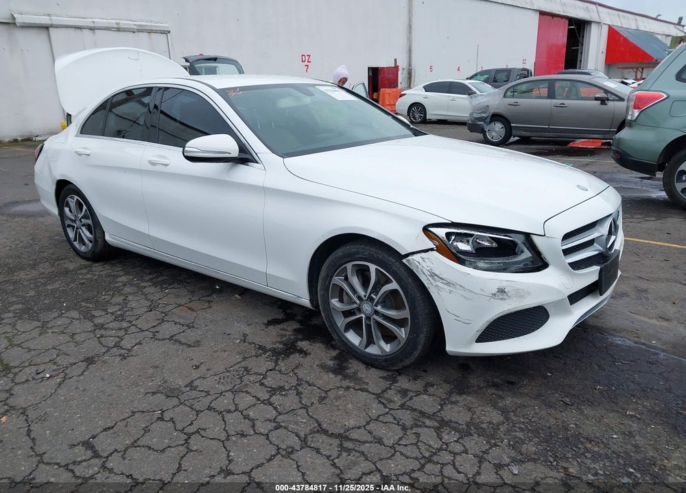 2015 MERCEDES-BENZ C 300 VIN: 55SWF4JB3FU089118