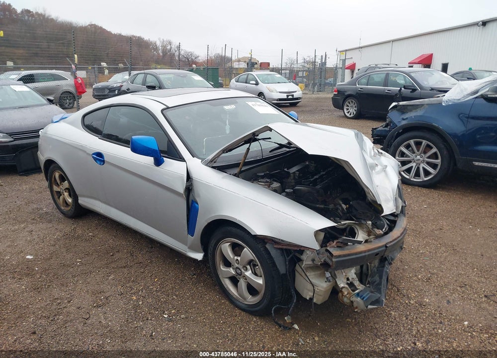 2004 HYUNDAI TIBURON VIN: KMHHM65D84U105210