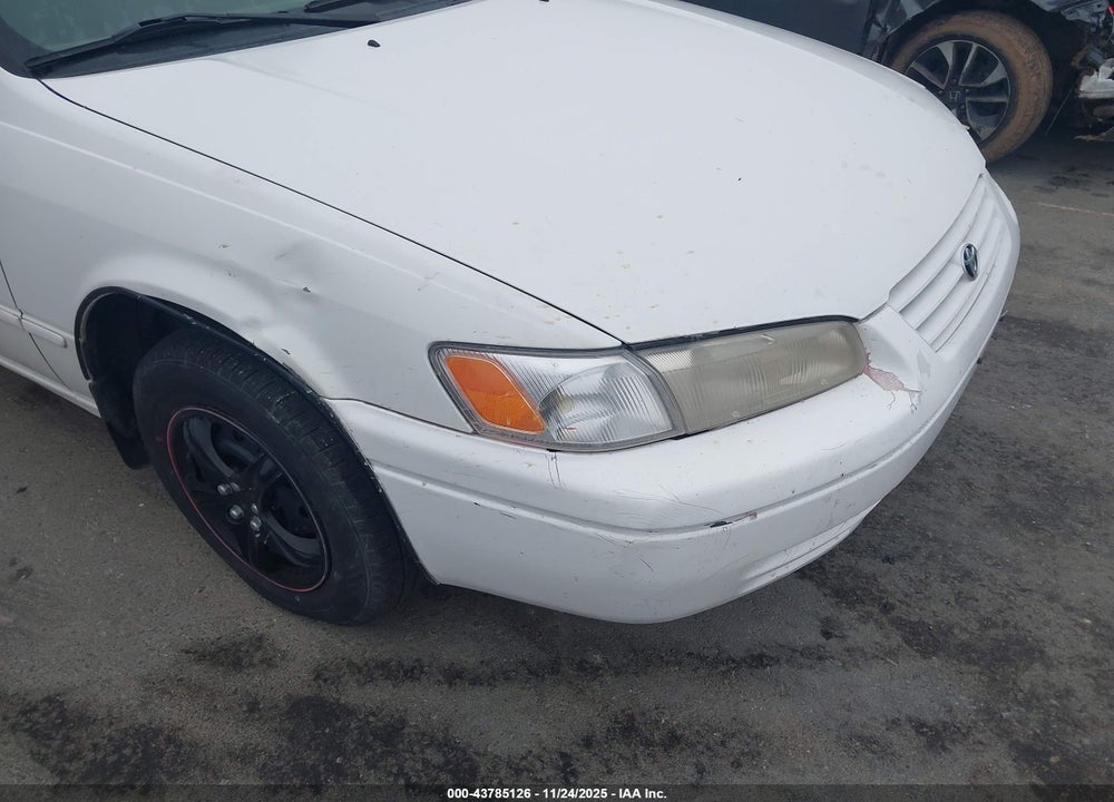 1998 TOYOTA CAMRY VIN: 4T1BG22K3WU216162