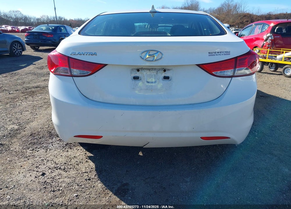 2013 HYUNDAI ELANTRA GLS VIN: 5NPDH4AE8DH404779