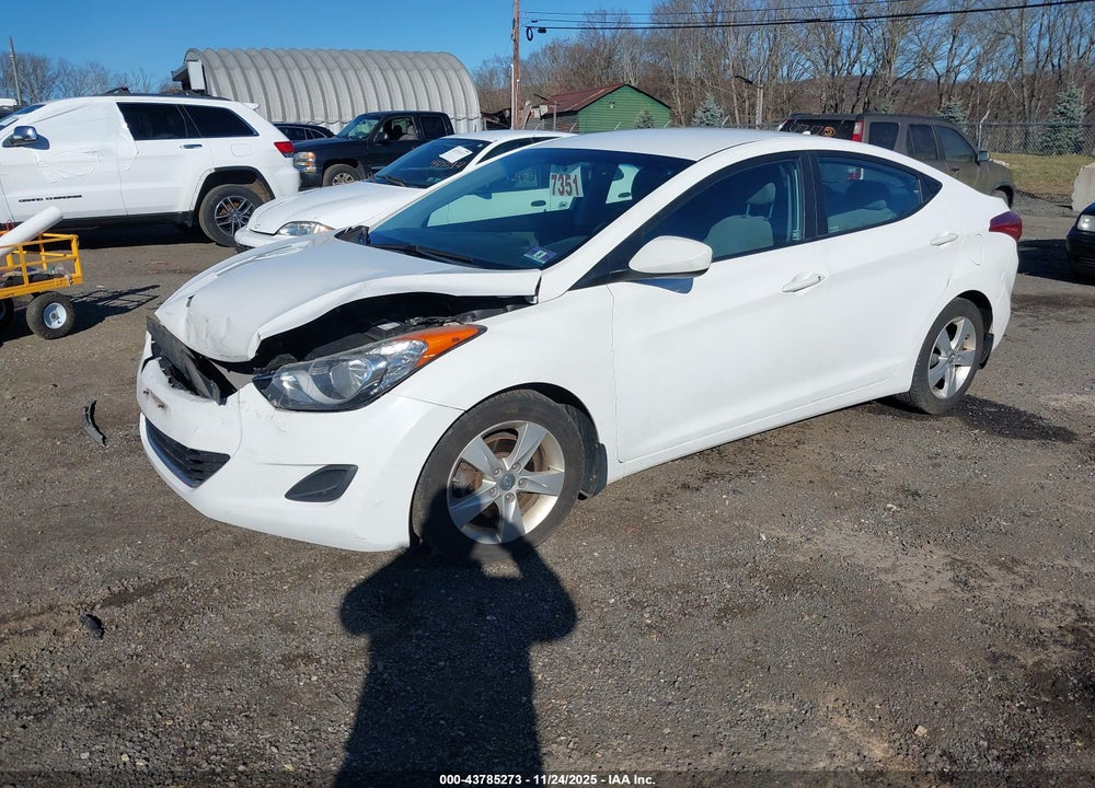 2013 HYUNDAI ELANTRA GLS VIN: 5NPDH4AE8DH404779
