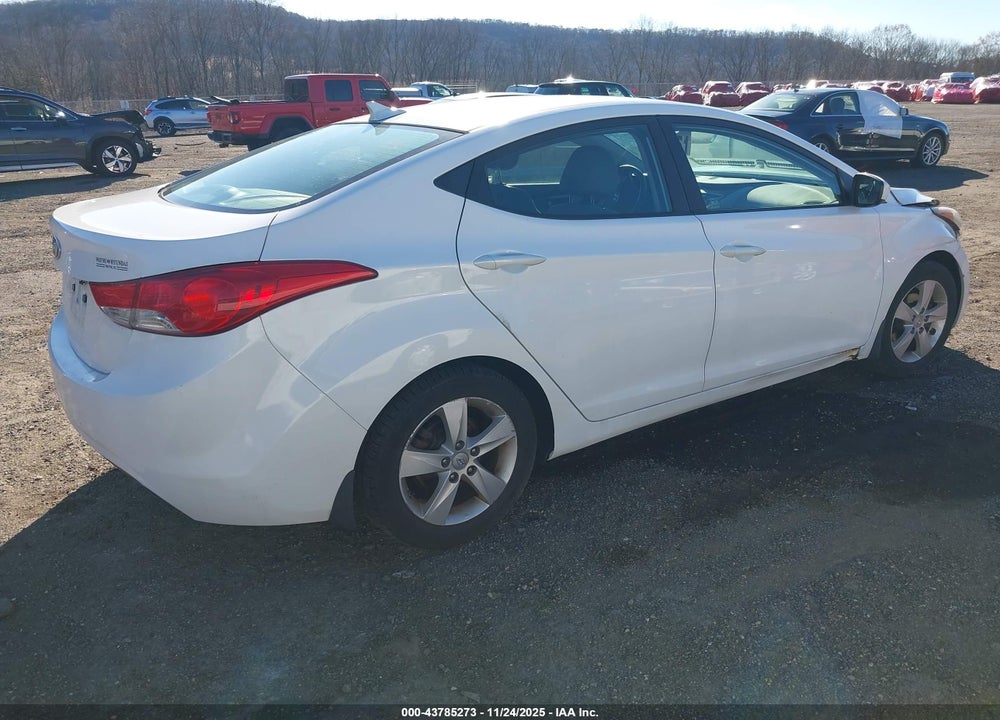 2013 HYUNDAI ELANTRA GLS VIN: 5NPDH4AE8DH404779