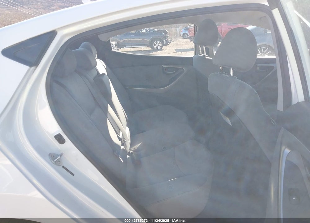 2013 HYUNDAI ELANTRA GLS VIN: 5NPDH4AE8DH404779