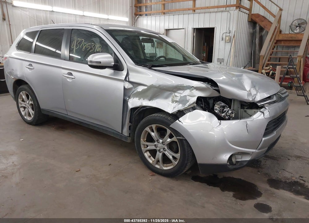 2014 MITSUBISHI OUTLANDER SE VIN: JA4AZ3A38EZ020126