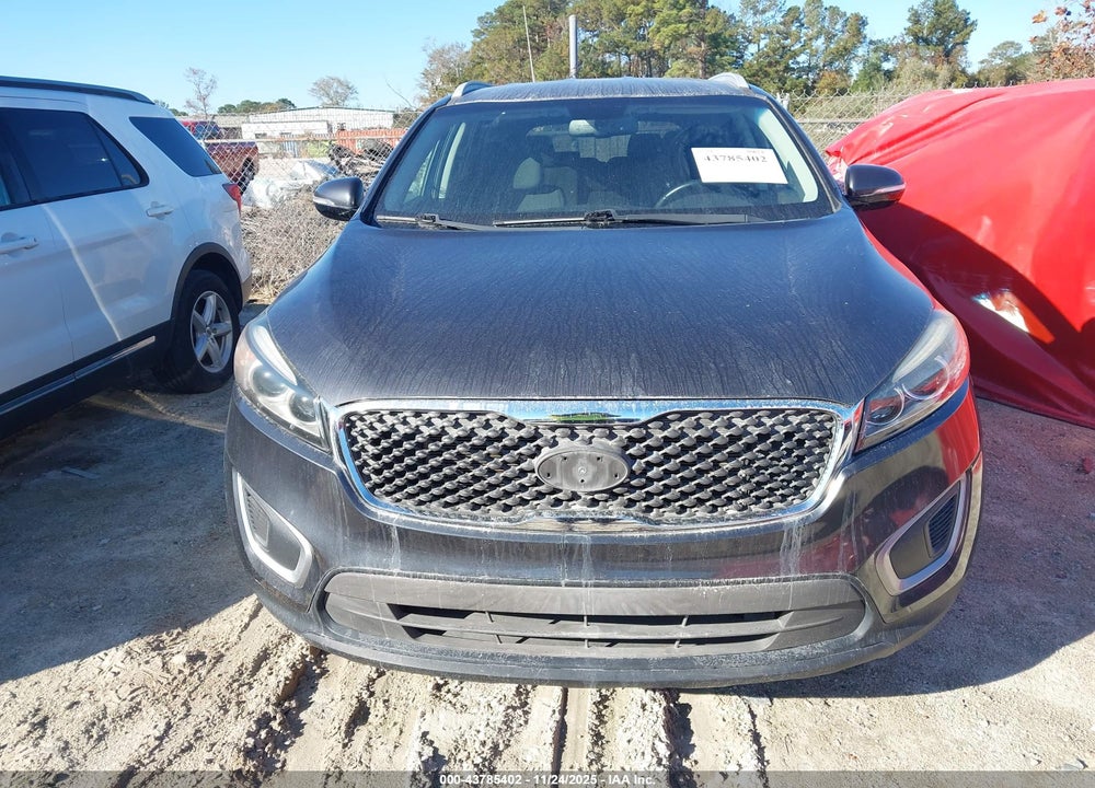2017 KIA SORENTO 2.4L LX VIN: 5XYPG4A38HG212175