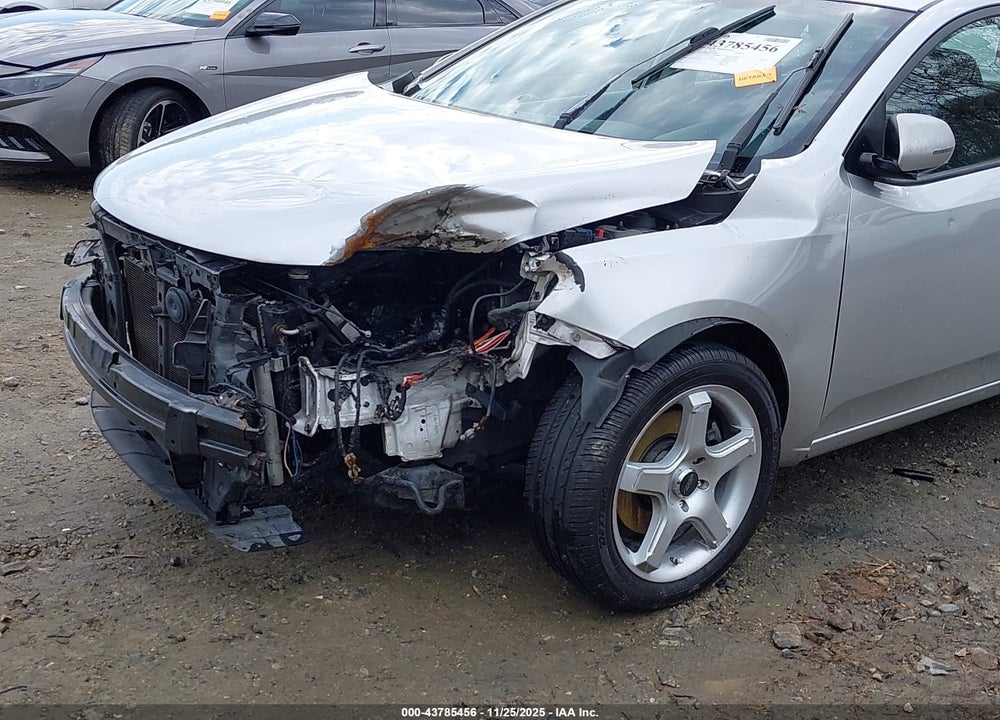 2011 KIA FORTE SX VIN: KNAFW4A39B5395694