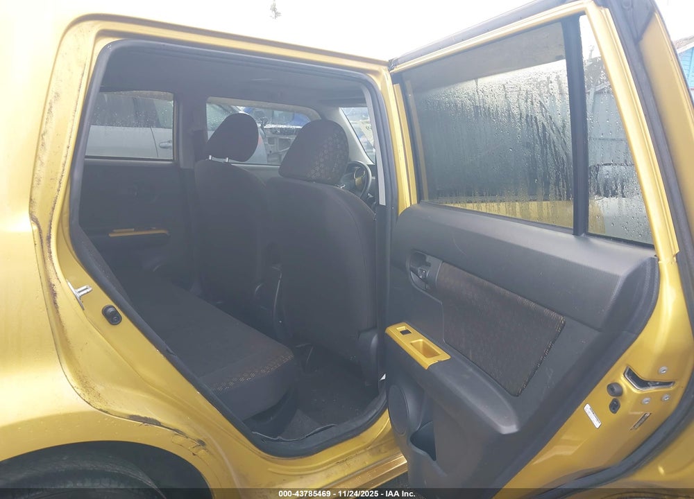2008 SCION XB VIN: JTLKE50E481054558
