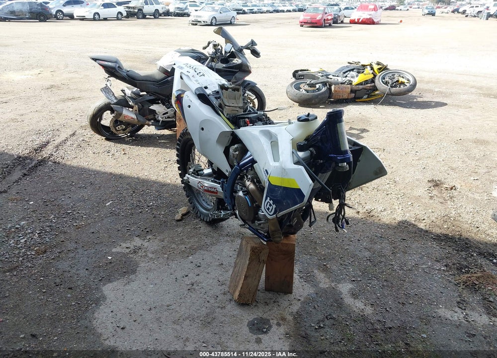 2025 HUSQVARNA FE501 W/S VIN: VBKUAJ403SM463081