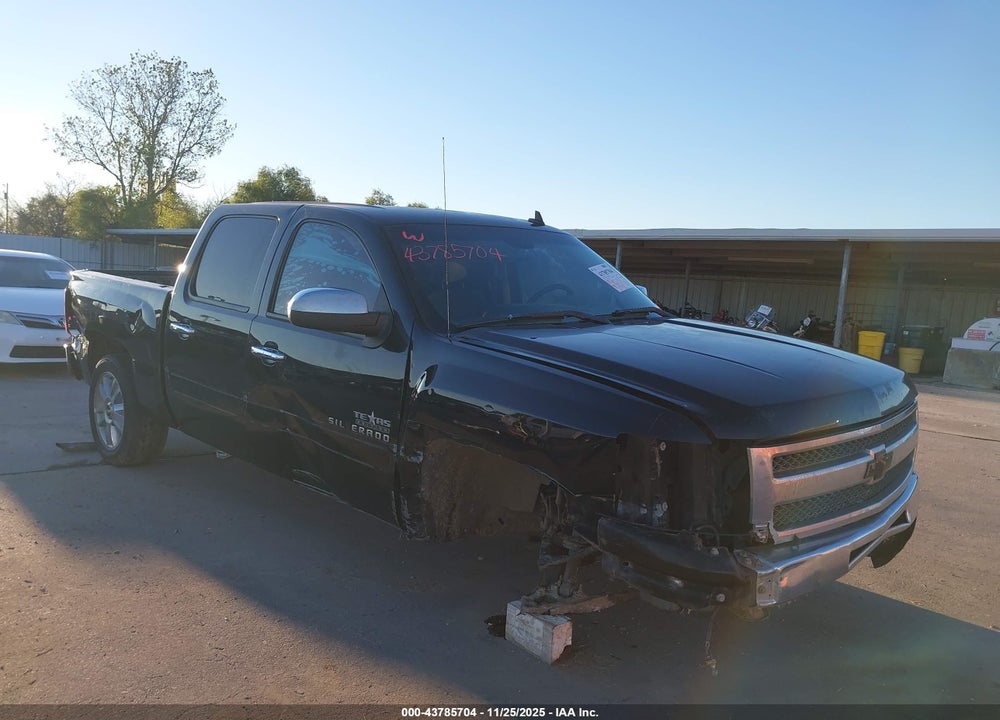 2013 CHEVROLET SILVERADO 1500 LT VIN: 3GCPCSE08DG373976