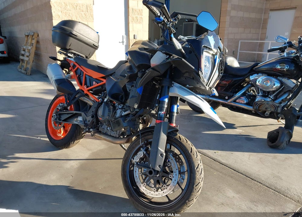 2024 KTM 890 ADVENTURE VIN: VBKTS6406RM879531