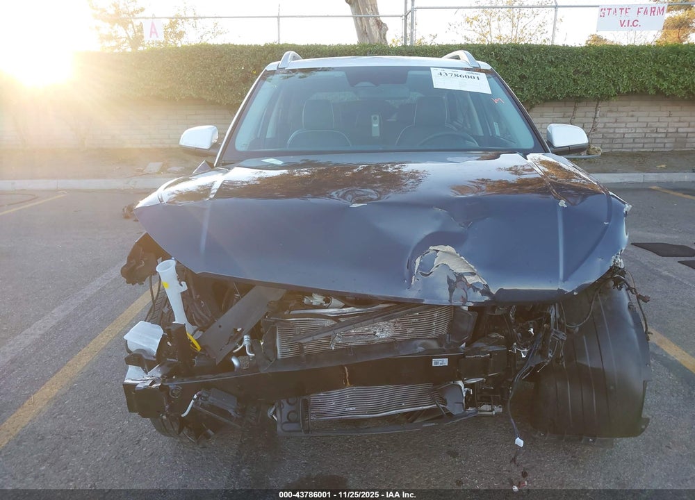 2024 HYUNDAI VENUE LIMITED VIN: KMHRC8A39RU302796