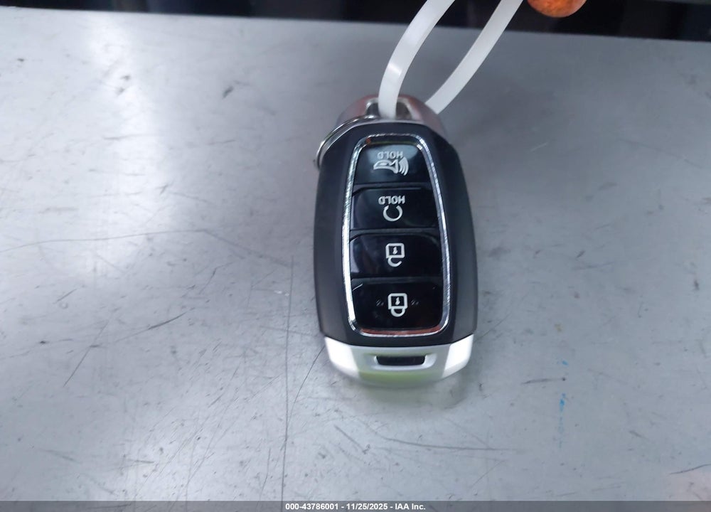 2024 HYUNDAI VENUE LIMITED VIN: KMHRC8A39RU302796
