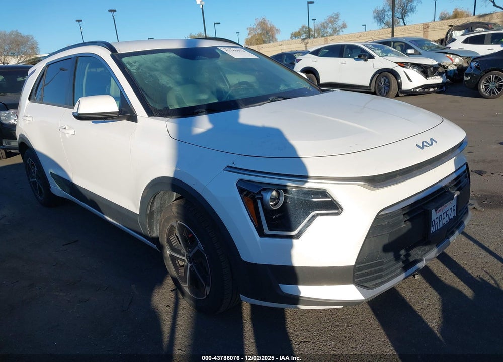 2023 KIA NIRO EX VIN: KNDCR3LEXP5043933