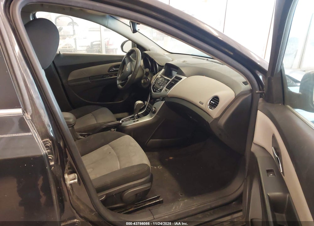 2011 CHEVROLET CRUZE LS VIN: 1G1PC5SHXB7155938