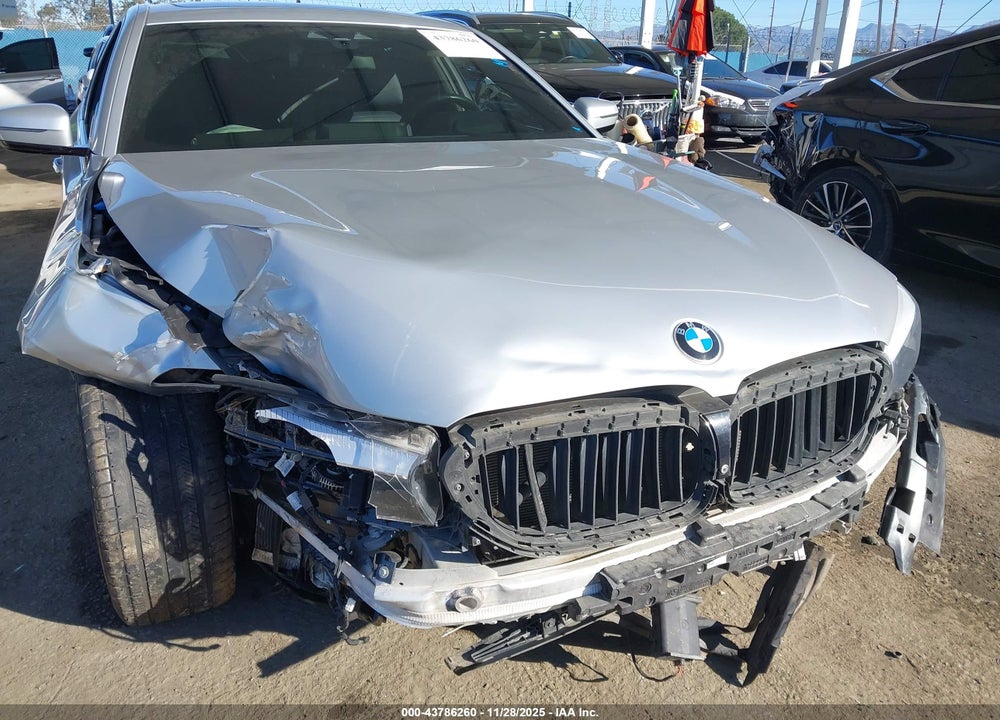 2018 BMW 540I VIN: WBAJE5C53JWA93900