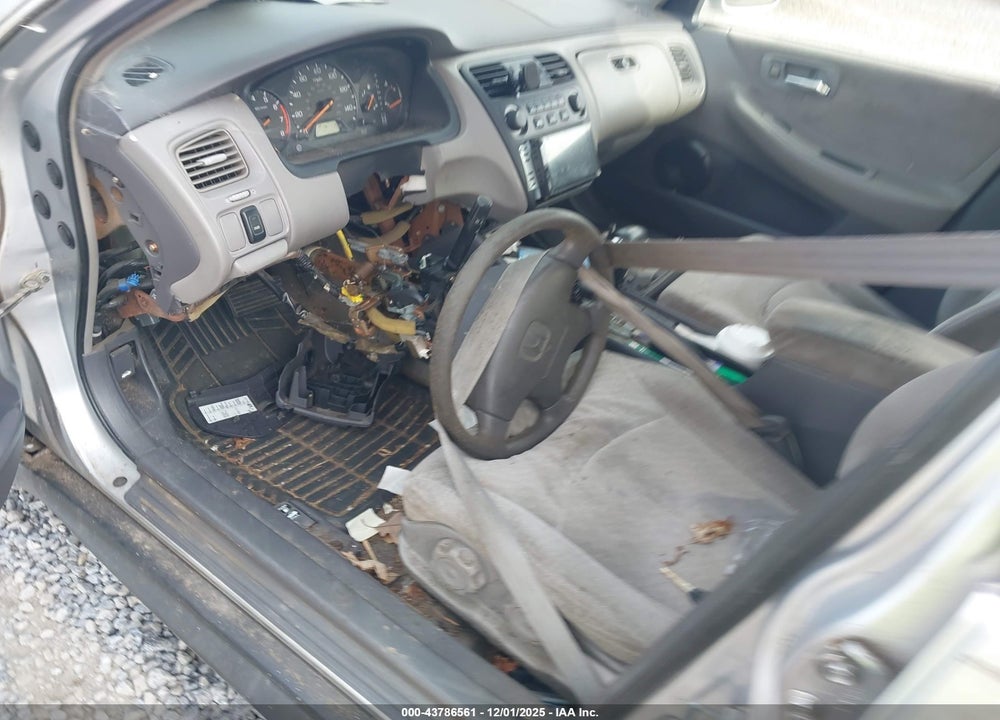 2002 HONDA ACCORD 2.3 LX VIN: 3HGCG56432G705116