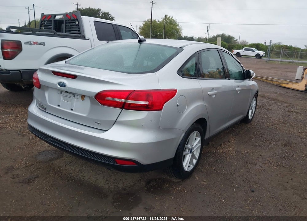 2017 FORD FOCUS SE VIN: 1FADP3F20HL288495