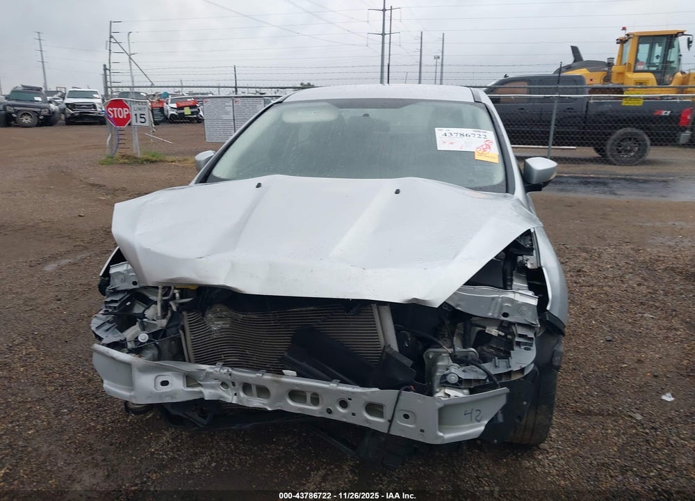 2017 FORD FOCUS SE VIN: 1FADP3F20HL288495