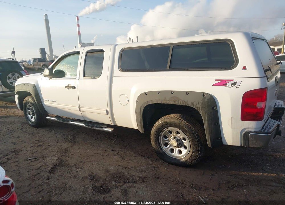 2009 CHEVROLET SILVERADO 1500 LT VIN: 1GCEK29J19Z221767