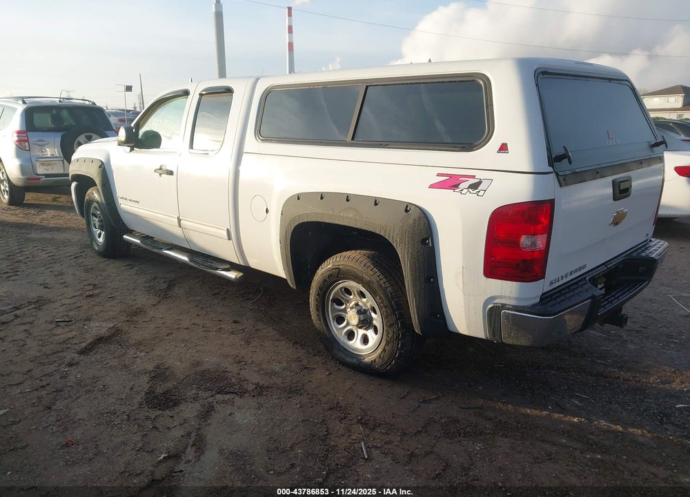 2009 CHEVROLET SILVERADO 1500 LT VIN: 1GCEK29J19Z221767