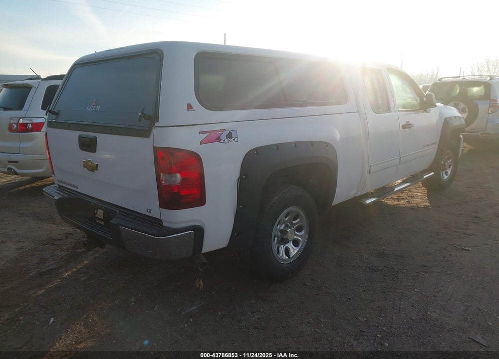 2009 CHEVROLET SILVERADO 1500 LT VIN: 1GCEK29J19Z221767