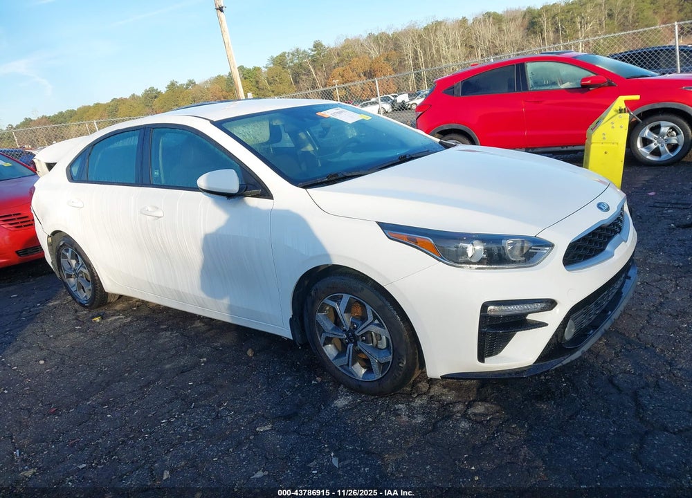 2021 KIA FORTE LXS VIN: 3KPF24AD9ME281838