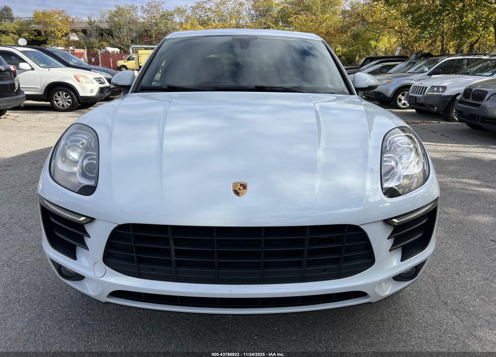 2016 PORSCHE MACAN S VIN: WP1AB2A53GLB42337