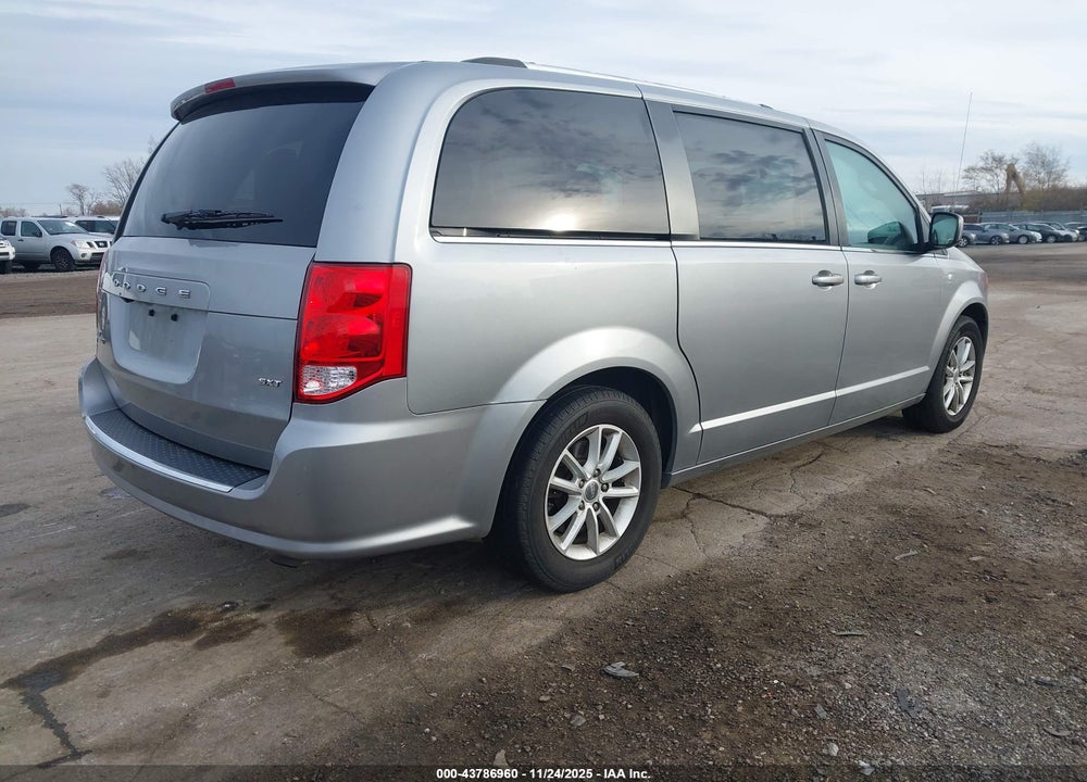 2020 DODGE GRAND CARAVAN SXT VIN: 2C4RDGCG0LR173976