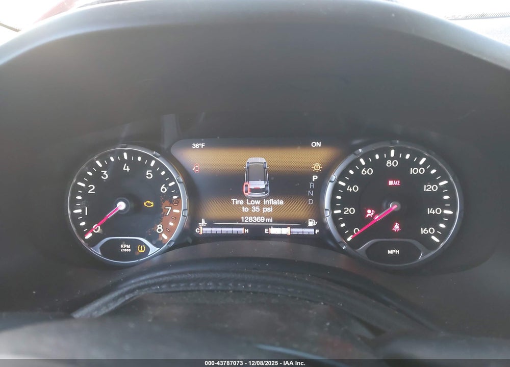 2015 JEEP RENEGADE TRAILHAWK VIN: ZACCJBCT3FPB93579