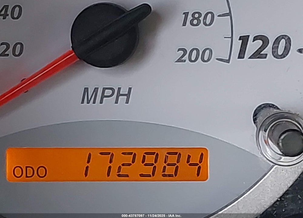 2005 TOYOTA RAV4 VIN: JTEHD20V856034377