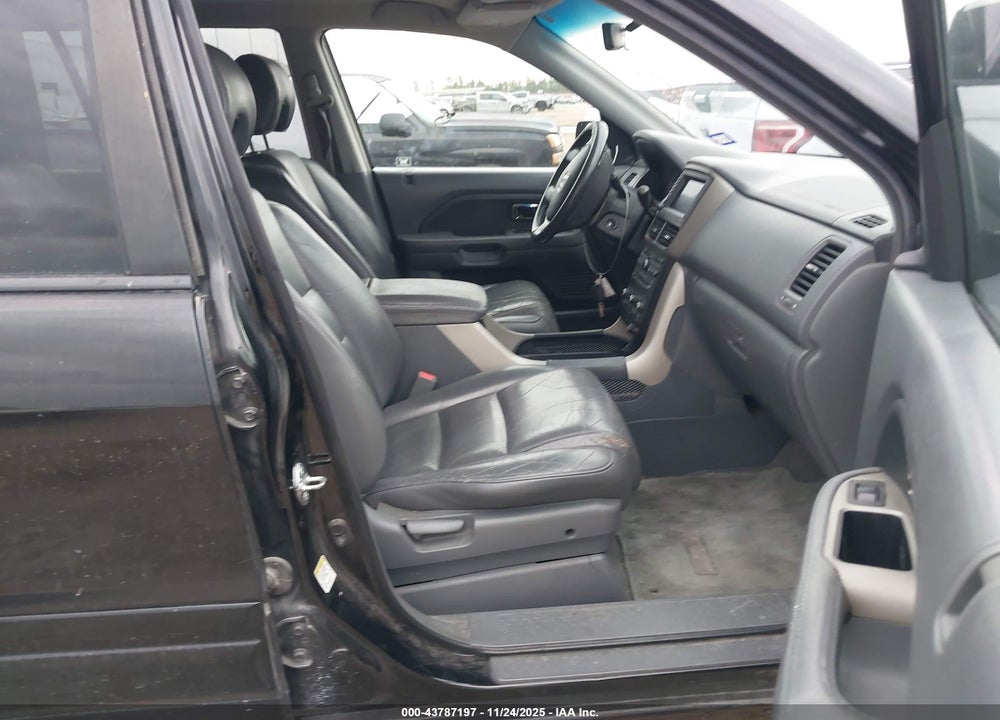 2008 HONDA PILOT EX-L VIN: 5FNYF28778B023447