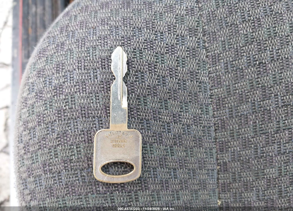 1998 FORD RANGER SPLASH/XL/XLT VIN: 1FTYR10C3WUC95427