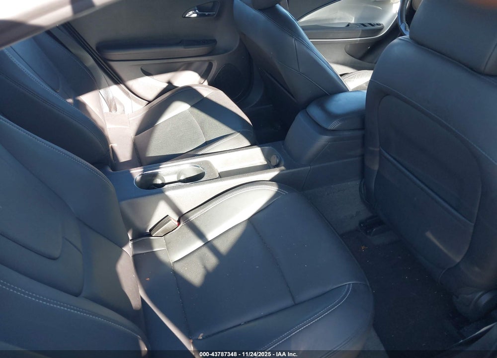 2011 CHEVROLET VOLT VIN: 1G1RD6E46BU102059
