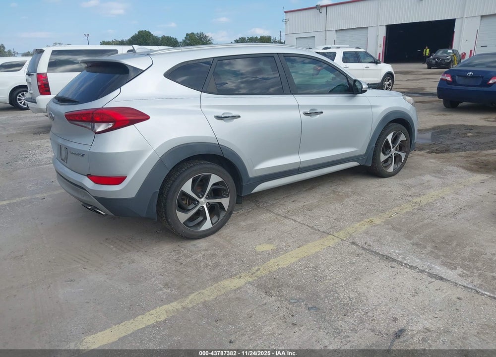 2017 HYUNDAI TUCSON LIMITED VIN: KM8J33A21HU420427