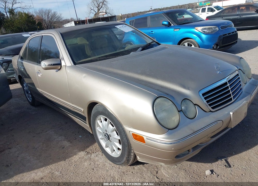 2001 MERCEDES-BENZ E 320 VIN: WDBJF65J01B222081