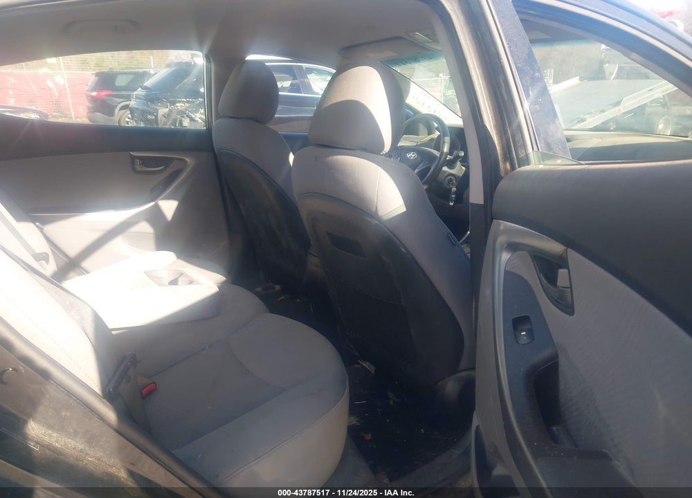 2013 HYUNDAI ELANTRA GLS VIN: 5NPDH4AE3DH450410