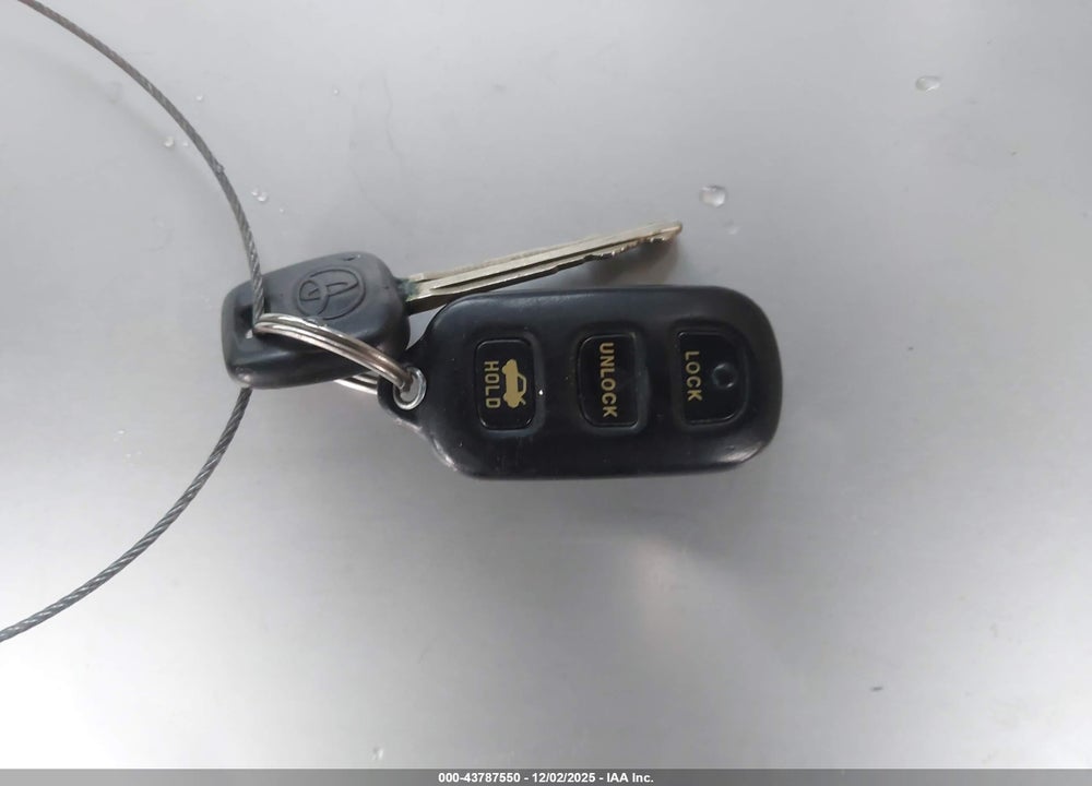2005 TOYOTA CAMRY LE/XLE/SE VIN: 4T1BE32K65U006956
