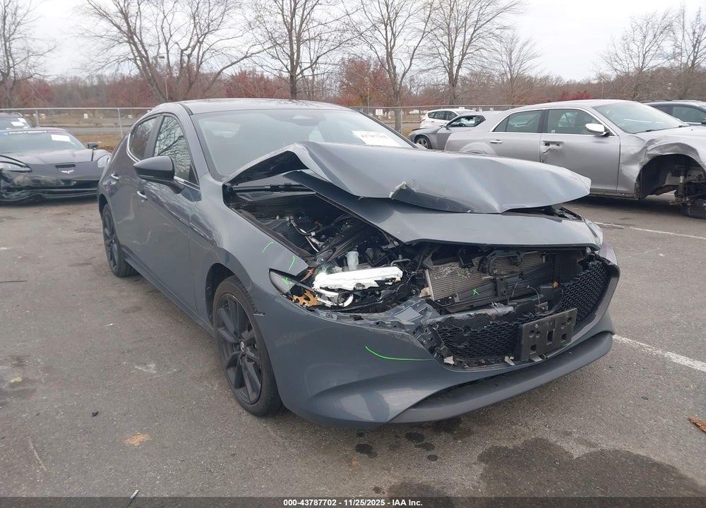 2024 MAZDA 3 2.5 S CARBON EDITION VIN: JM1BPBLM8R1658476